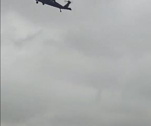 Wojskowe śmigłowce latają nisko nad Warszawą. Co się dzieje?