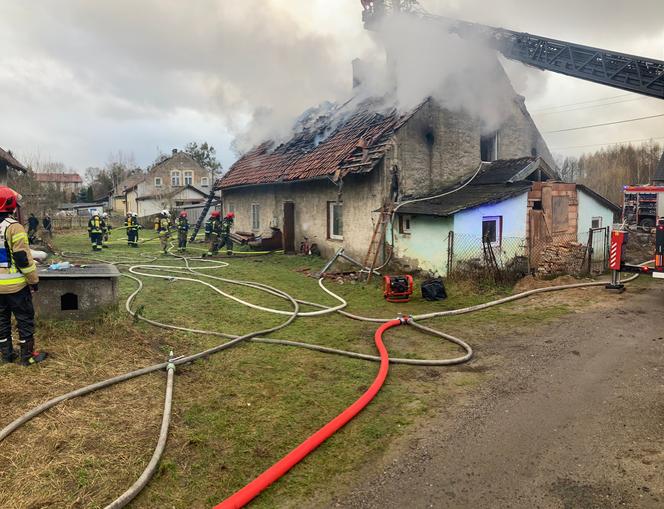 Pożar domu wielorodzinnego w Miłomłynie