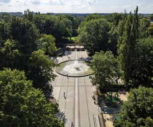 W Zabrzu trwa rewitalizacja Parku Miejskiego. Odzyskuje od dawny blask ZDJĘCIA 