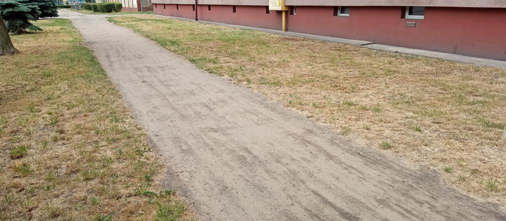 Ścieżka rowerowa wzdłuż ul. Dąbrowskiego