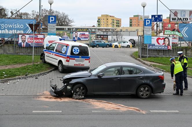 Wypadek karetki w Szczecinie