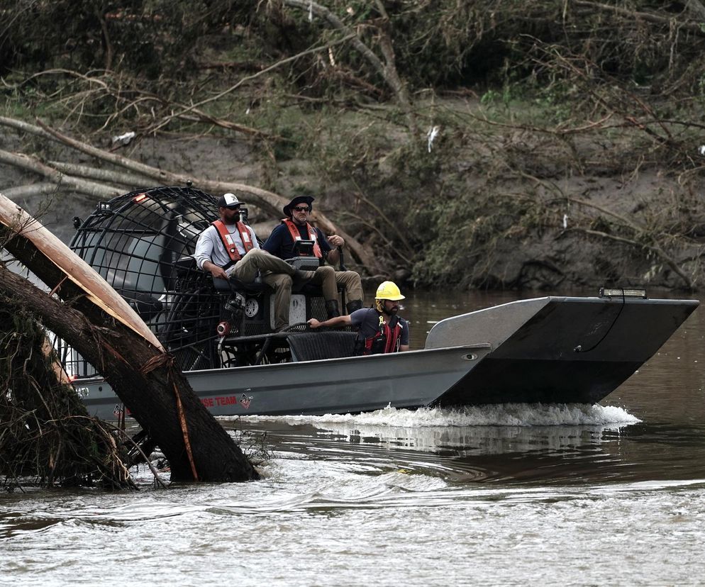 Horror po powodziach. Zabiły 104 osoby, wciąż szukają dziewcząt z chrześcijańskiego obozu