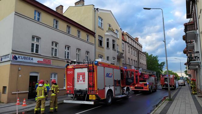 20 mieszkańców ewakuowanych, dwa mieszkania zniszczone