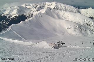 Powrót zimy? W Tatrach przybyło śniegu! Obowiązuje II stopień zagrożenia lawinowego [ZDJĘCIA]