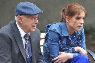 Barwy szczęścia, odcinek 1979. Agata (Nataliza Zambrzycka), Szuman (Stanisław Brudny)