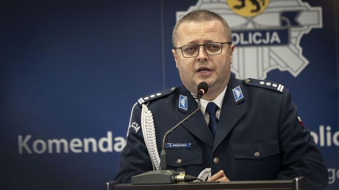 Gdańsk ma nowych policjantów. Złożyli ślubowanie [GALERIA]