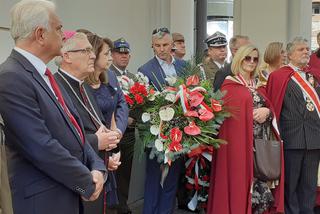 Odsłonięcie tablicy upamiętniającej 100-lecie Cudu nad Wisłą