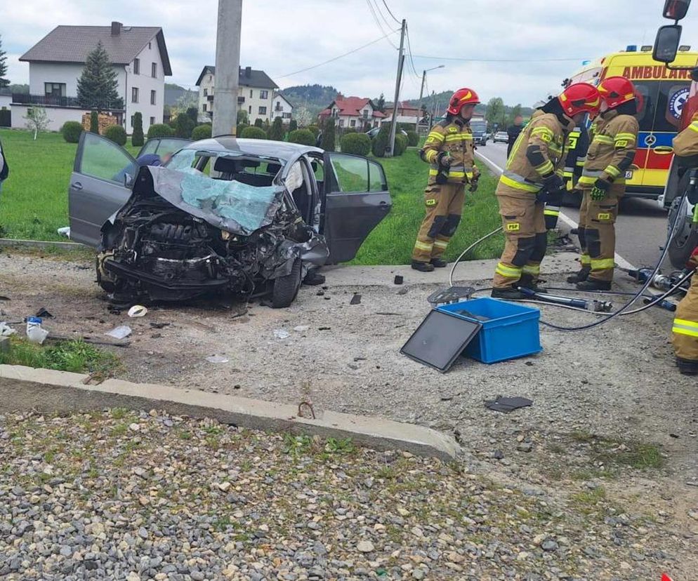 Druh Konrad ściągnął pasek od spodni i został bohaterem! Kobieta zawdzięcza mu życie