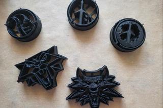 Wiedźmin. Foremki do pierników i ciastek z Geraltem z Rivii! Zamówicie je za grosze - dojdą przed świętami!