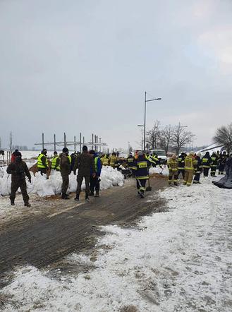 Alarm powodziowy na Wiśle! EWAKUACJA mieszkańców! Może wylać kolejna rzeka