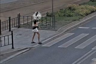  Łódź. Kobieta potrącona na przejściu. Patrzyła nie na drogę, tylko w telefon [ZDJĘCIA]