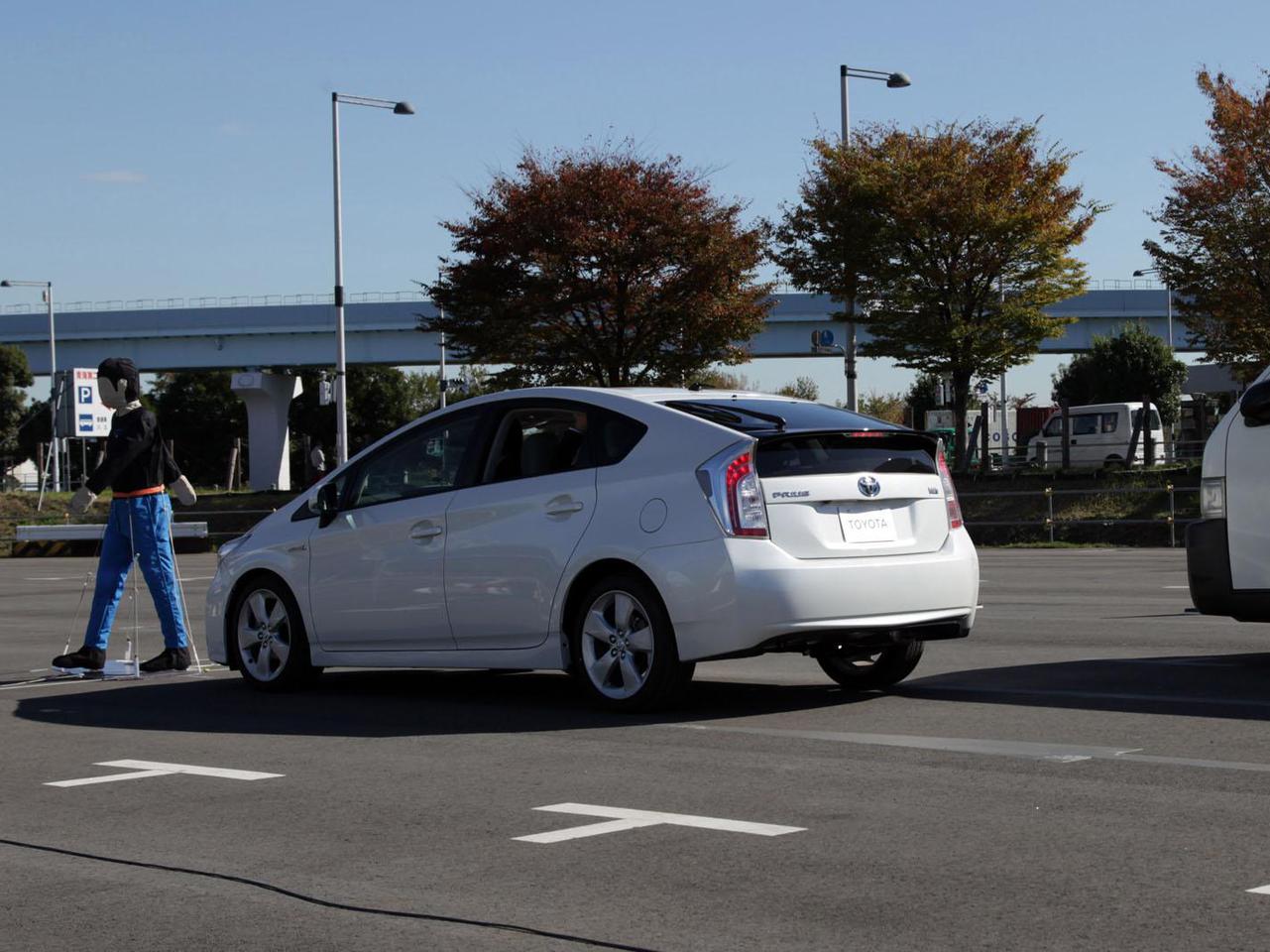 Nowe systemy bezpieczeństwa Toyoty