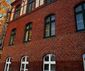 Państwowa Szkoła Muzyczna w Szczecinku po remoncie elewacji i wymianie okien