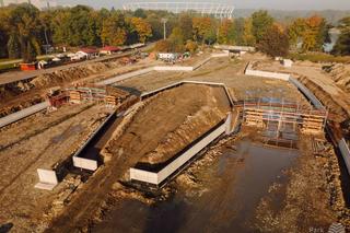 Trwa modernizacja Kanału Regatowego w Parku Śląskim. Prace cały czas postępują 