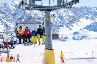 Zimowa stolica rodzinnych ferii. Atrakcje dla dzieci w olimpijskim kurorcie [GALERIA]