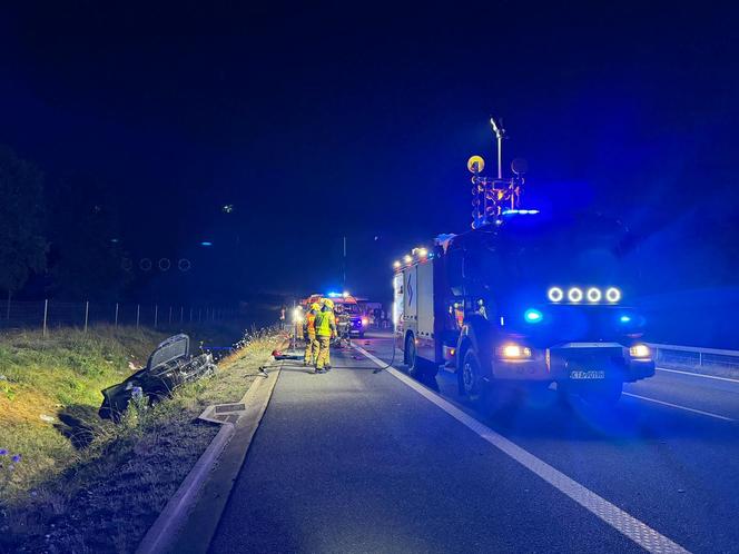 Groźny wypadek na A4 koło Tarnowa w piątek nad ranem 12.07.2024r.