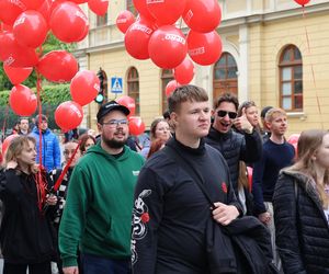 Kosmiczny korowód studencki przeszedł 9 maja ulicami Lublina