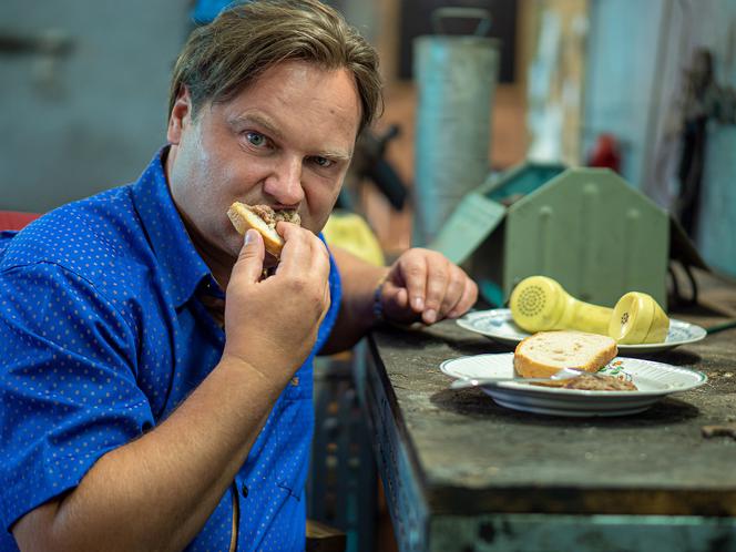 Sebastian Stankiewicz w filmie "Gdzie diabeł nie może, tam baby pośle"