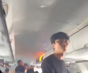 Pożar w samolocie pełnym ludzi! Płomienie buchały tuż nad głowami