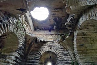 Jakie tajemnice kryje ostatnia świątynia nazistów? Byliśmy na miejscu 