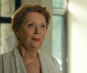 	Barwy szczęścia odc. 3122. Józefina Rawiczowa (Elżbieta Jarosik)