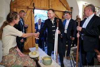 Prezydent Andrzej Duda - góralska kurtka