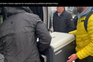 Policyjny Black Hawk w akcji. Na pokładzie śmigłowca narządy do przeszczepu