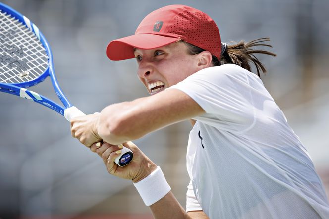Iga Świątek rozbiła Evę Lys! Kapitalna Polka w 4. rundzie turnieju WTA w Montrealu!