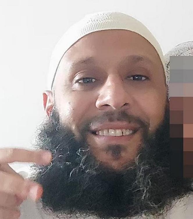 Mordował turystów w Belgii, krzycząc "Allah Akbar"! Nadal jest na wolności