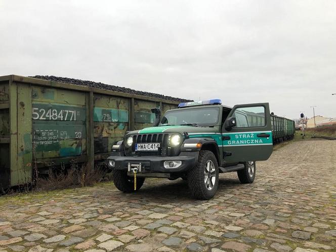 Jeepy Wrangler Sahara dla Straży Granicznej. Te samochody nie boją się bezdroży