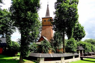 To najpiękniejsza wieś w Małopolsce. Wychował się w niej kapelan Solidarności