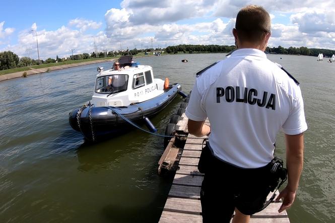 Policjanci czuwają nad bezpieczeństwem nad Zalewem Zemborzyckim 