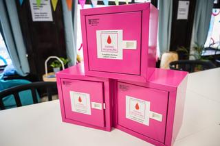 Licealistkom się udało! Dzięki nim w lubelskich szkołach będą „różowe skrzyneczki”