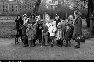 Mikołaj w Ogrodzie Saskim - między 1947 r. i 1950 r. 