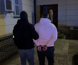 Niemieccy policjanci rozbili gang oszustów z Warszawy. Straty seniorów sięgają fortuny