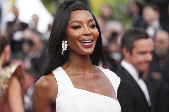 Te gwiazdy późno zostały mamami 