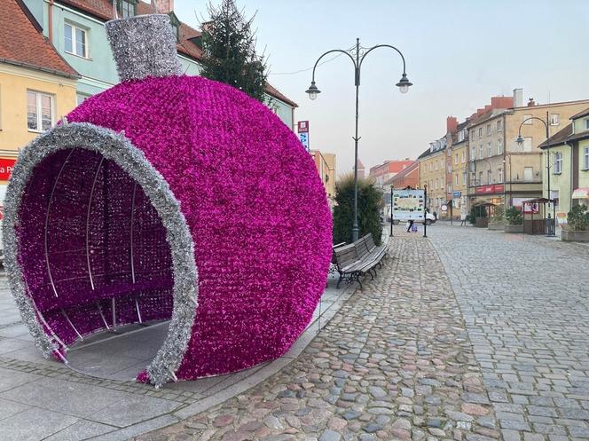 Lidzbark Warmiński. Miasto ozdobiły świąteczne ślimaki Cittaslow Polska [GALERIA]