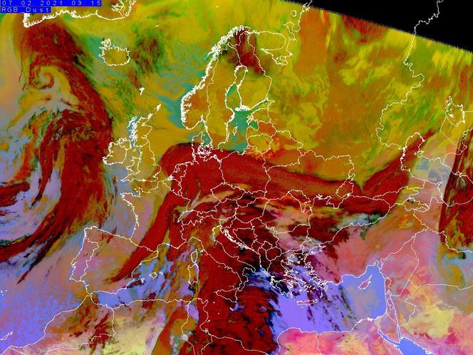 Żółty śnieg w Tatrach! Ludzie nie mogą uwierzyć. Obrzydliwe! "Lepiej tego nie jeść"