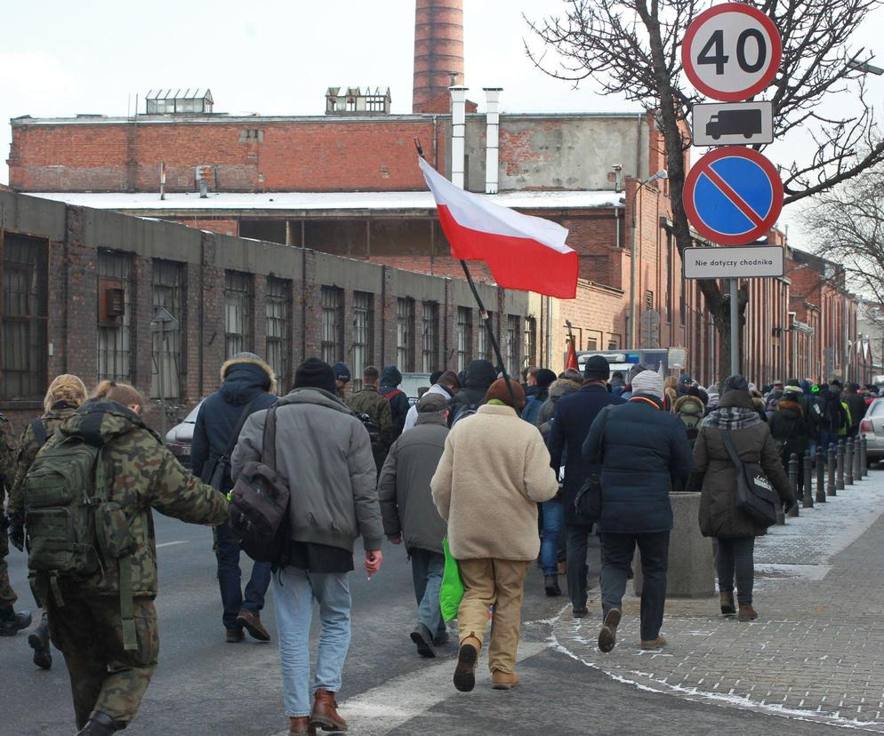 Marsz ku pamięci Żołnierzy Wyklętych na ulicach Warszawy. Będą też inne zgromadzenia, uwaga na utrudnienia