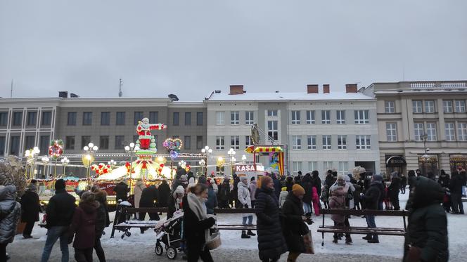 Białostocki Jarmark Świąteczny. Tłumy, klimat i... zaskakujące ceny