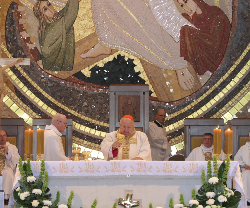 dziwisz sanktuarium jp2