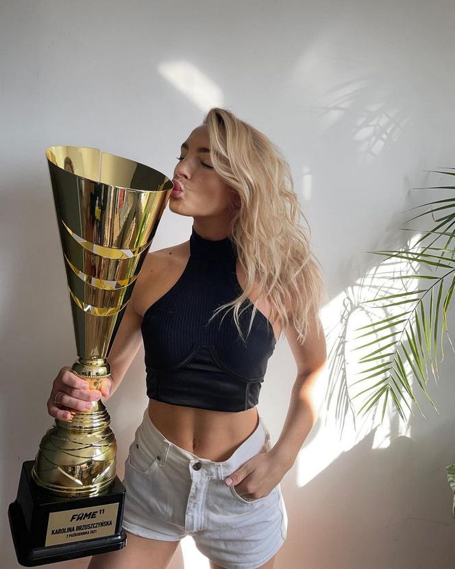 Karolina "Way of Blonde" Brzuszczyńska, gwiazda FAME MMA