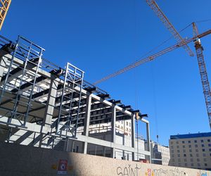 Tak modernizują siedzibę NBP przy placu Powstańców Warszawy. Powstaje od nowa
