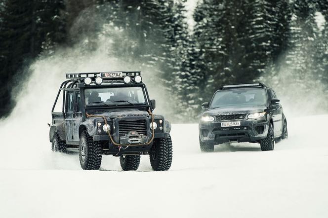 Land Rover Defender, Range Rover Sport SVR,  film Spectre