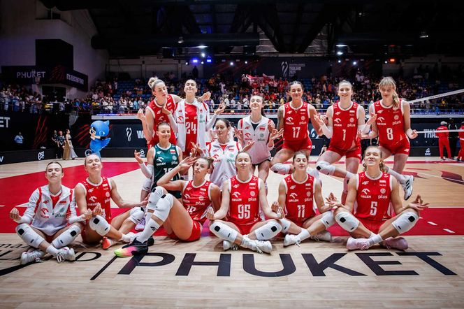 Stysiak i siatkarki