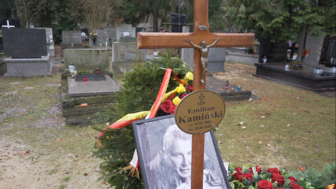 Zmiany na grobie Emiliana Kamińskiego