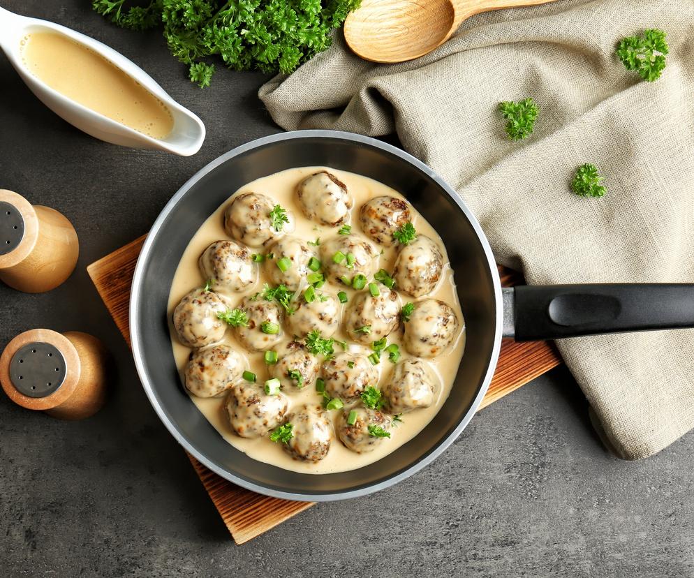 Pulpety w sosie porowym