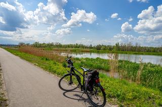 Malownicza ścieżka na Kanale Łączańskim