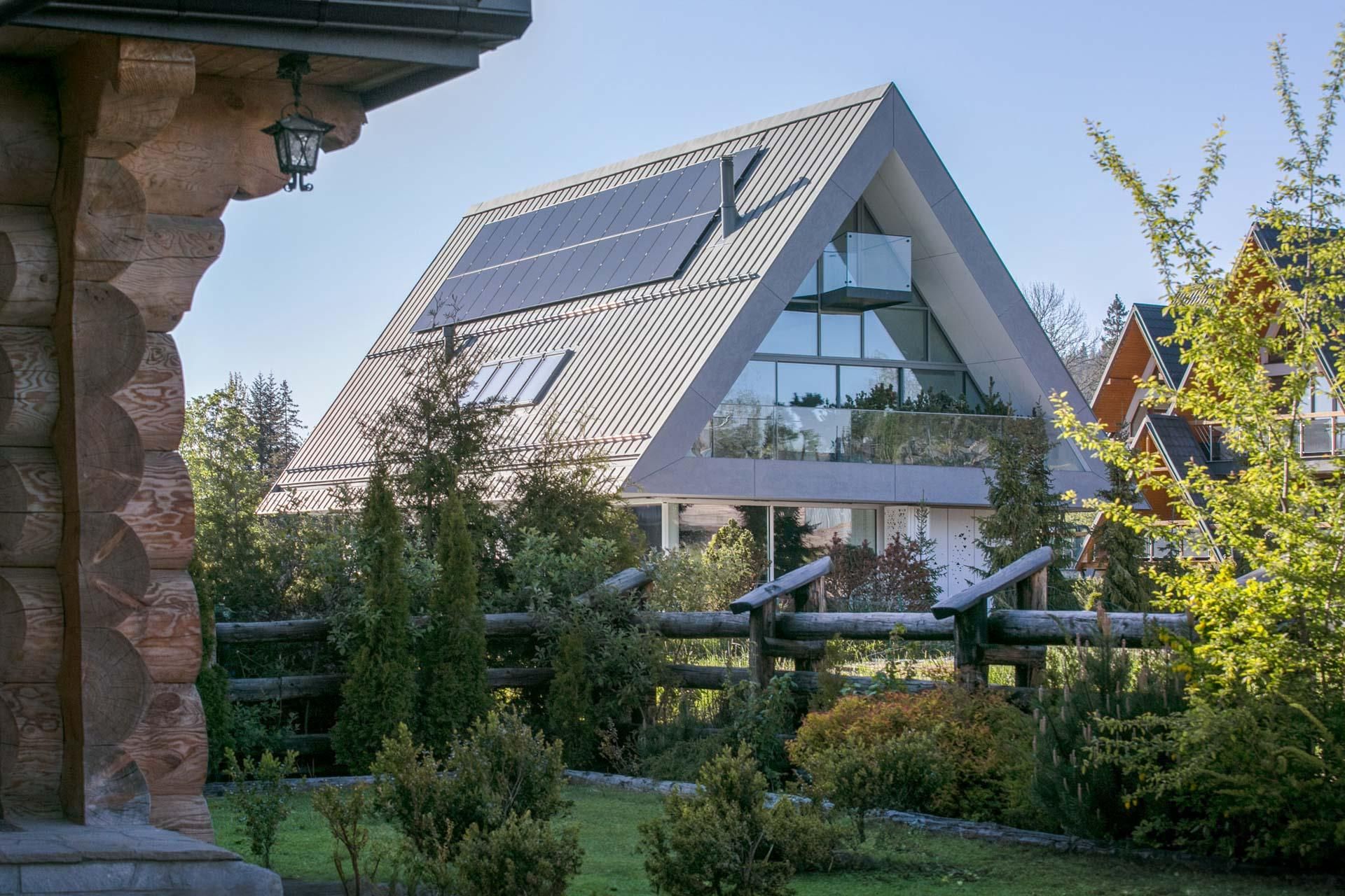 Dom z Prywatnym Giewontem