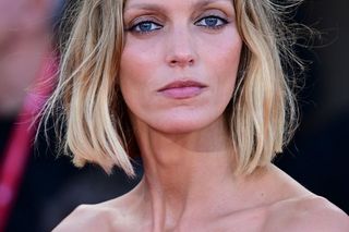 Anja Rubik zachwyciła kreacją na festiwalu w Wenecji. Tylko spójrzcie na tę suknię!